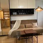 Studio Flat In West Kensington